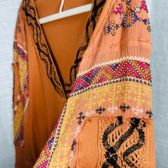 Free People Embroidered Ribbed Cotton Women's Bell Sleeve Boho Top - Picture 5 of 10